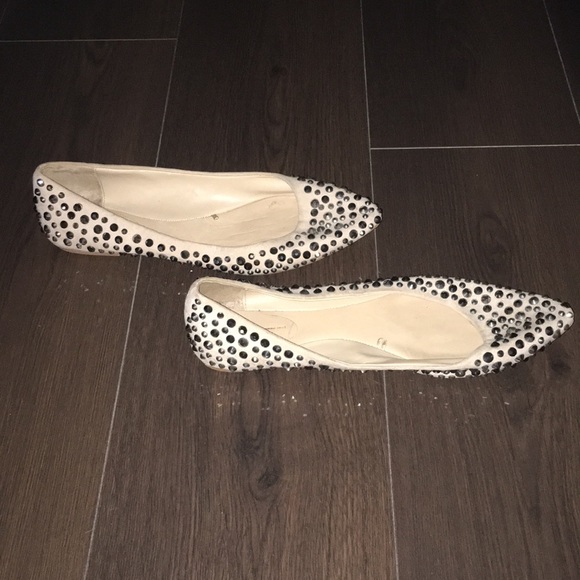 Pointed toe Flat - Picture 2 of 6